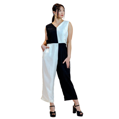 Black & White Jumpsuit – Belted Sleeveless Wide-Leg Outfit