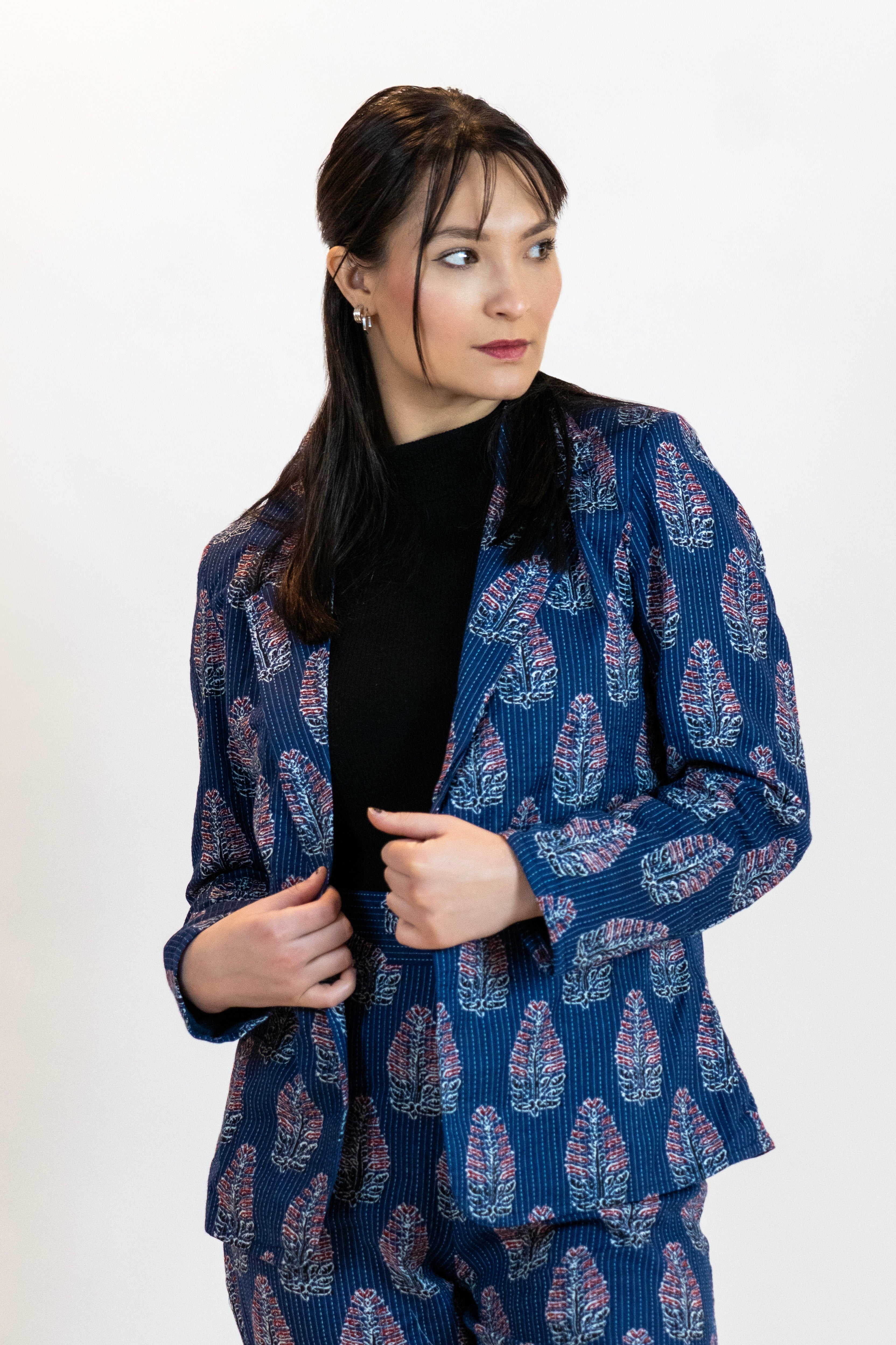 Blue Leaves Floral Blazer – Linen Blend Printed Jacket